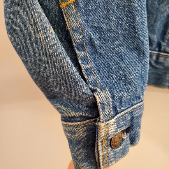 Vintage Levi's Jean Jacket - Picture 3 of 6